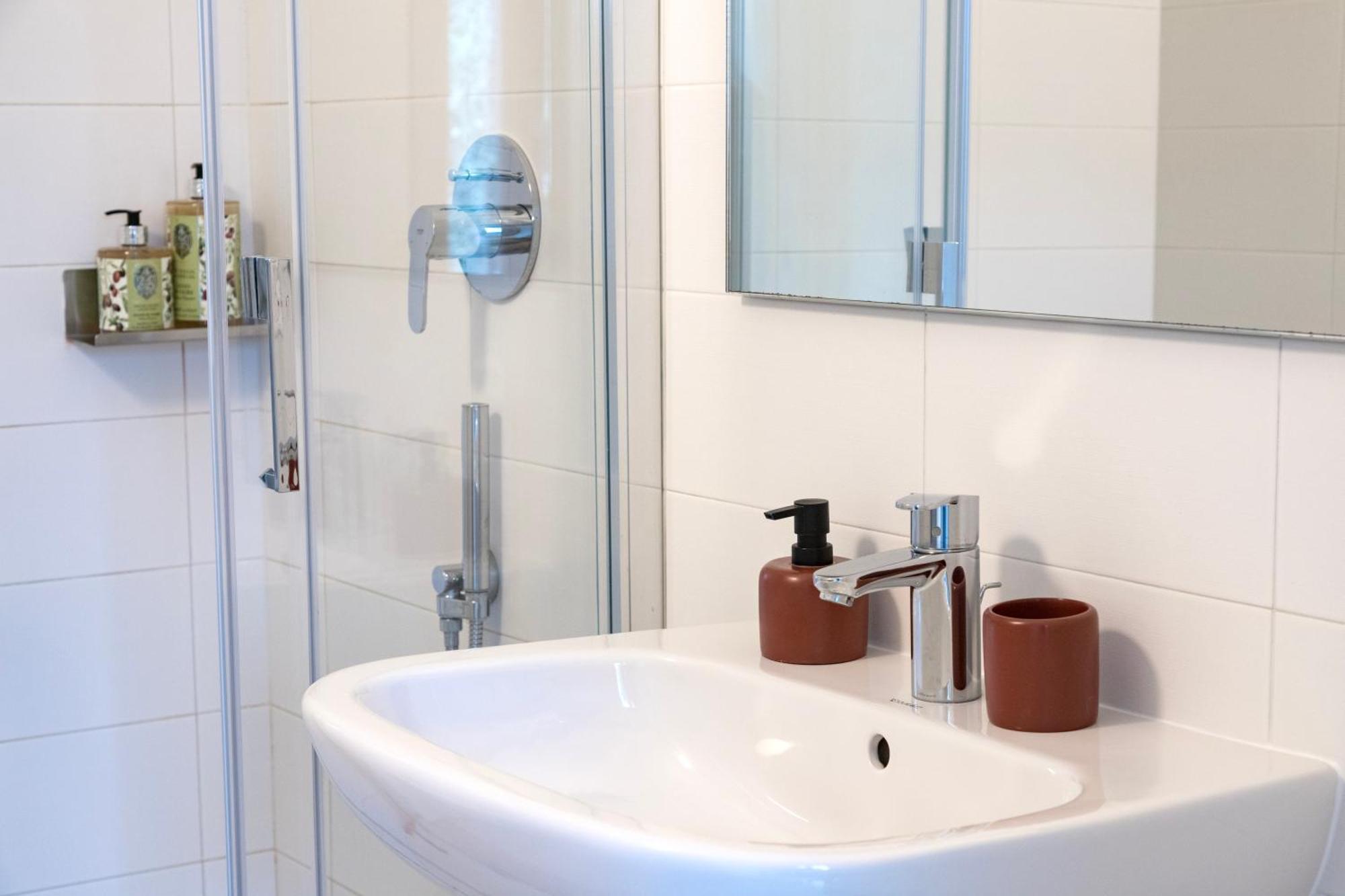 Ca De L'Angelon -- Vittoria House Villa Brenzone sul Garda Kültér fotó